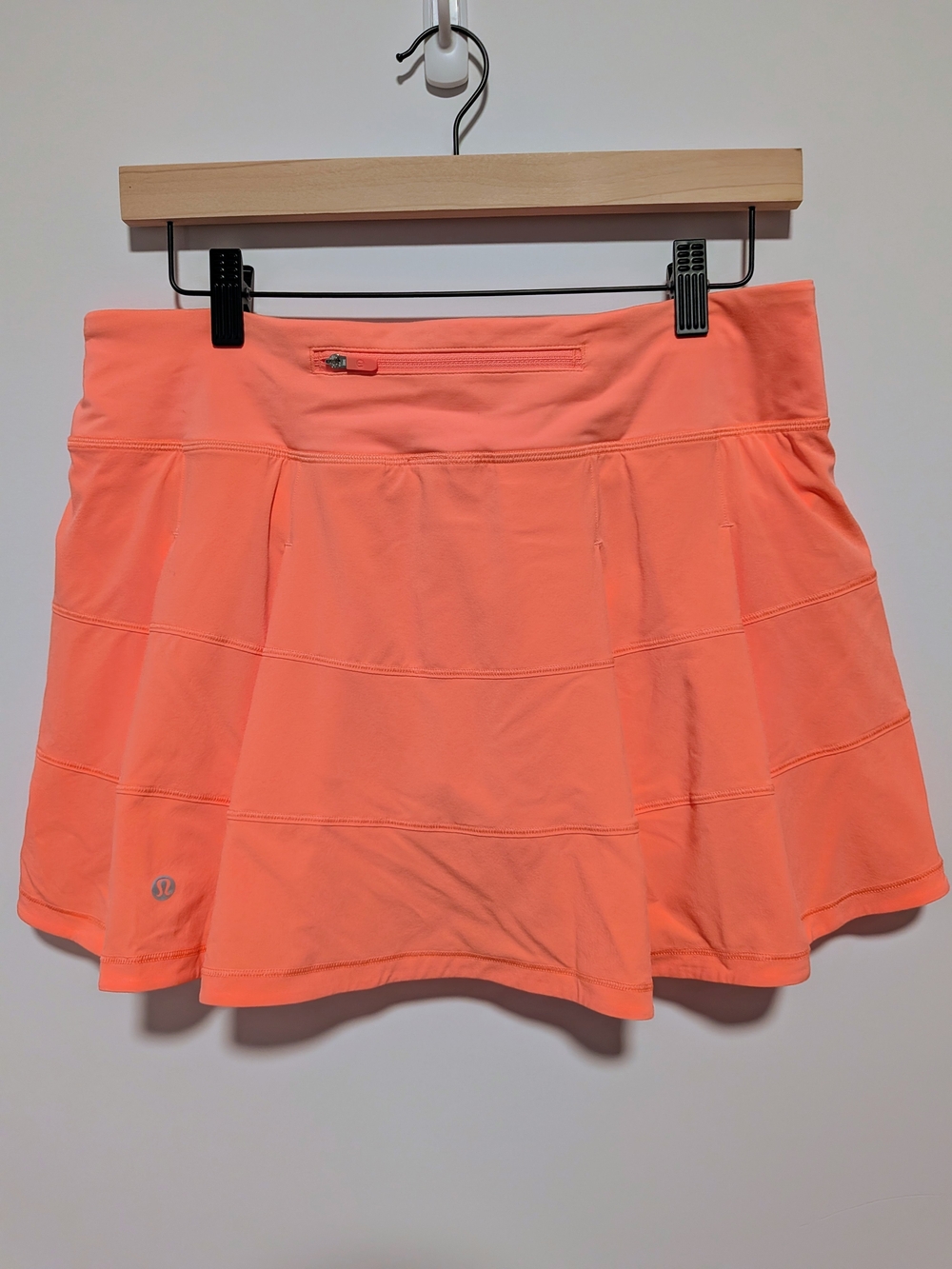 Lululemon Pace Rival Mid-Rise Skirt Warm Coral Size 8 Tennis Golf Skort